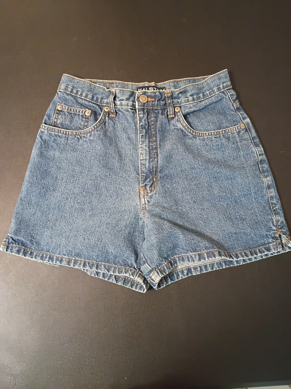 Halston Jeanswear High-Waisted Denim Shorts – Size 6